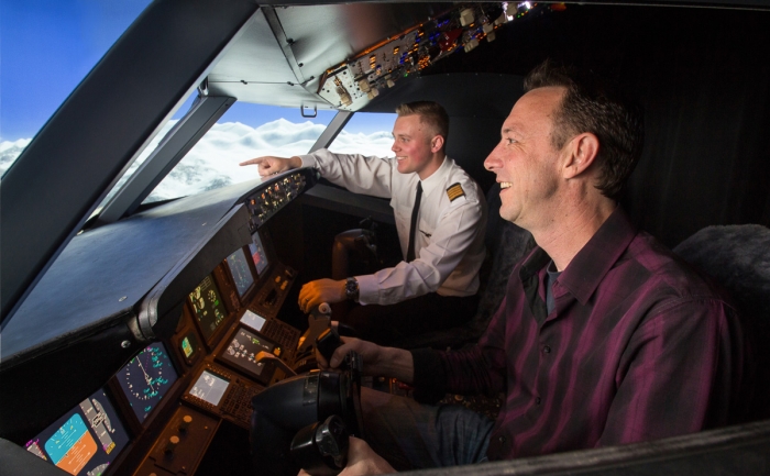 Cockpit Jet Flight Simulator Adelaide 737 Airliner